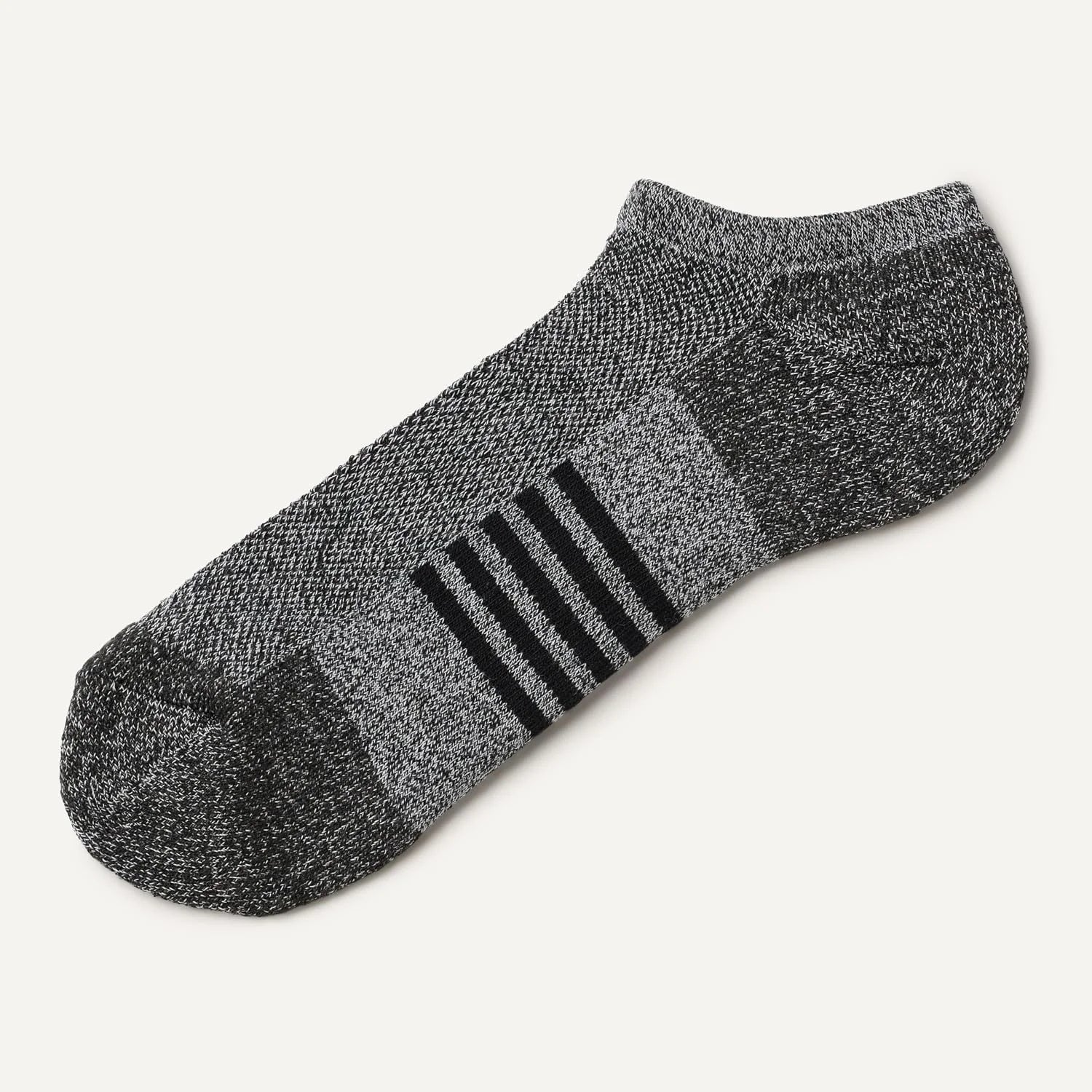Amazon Essentials Men's Performance Cotton Cushioned Athletic No-Show Breathable Gym Socks with Support, 6 Pairs