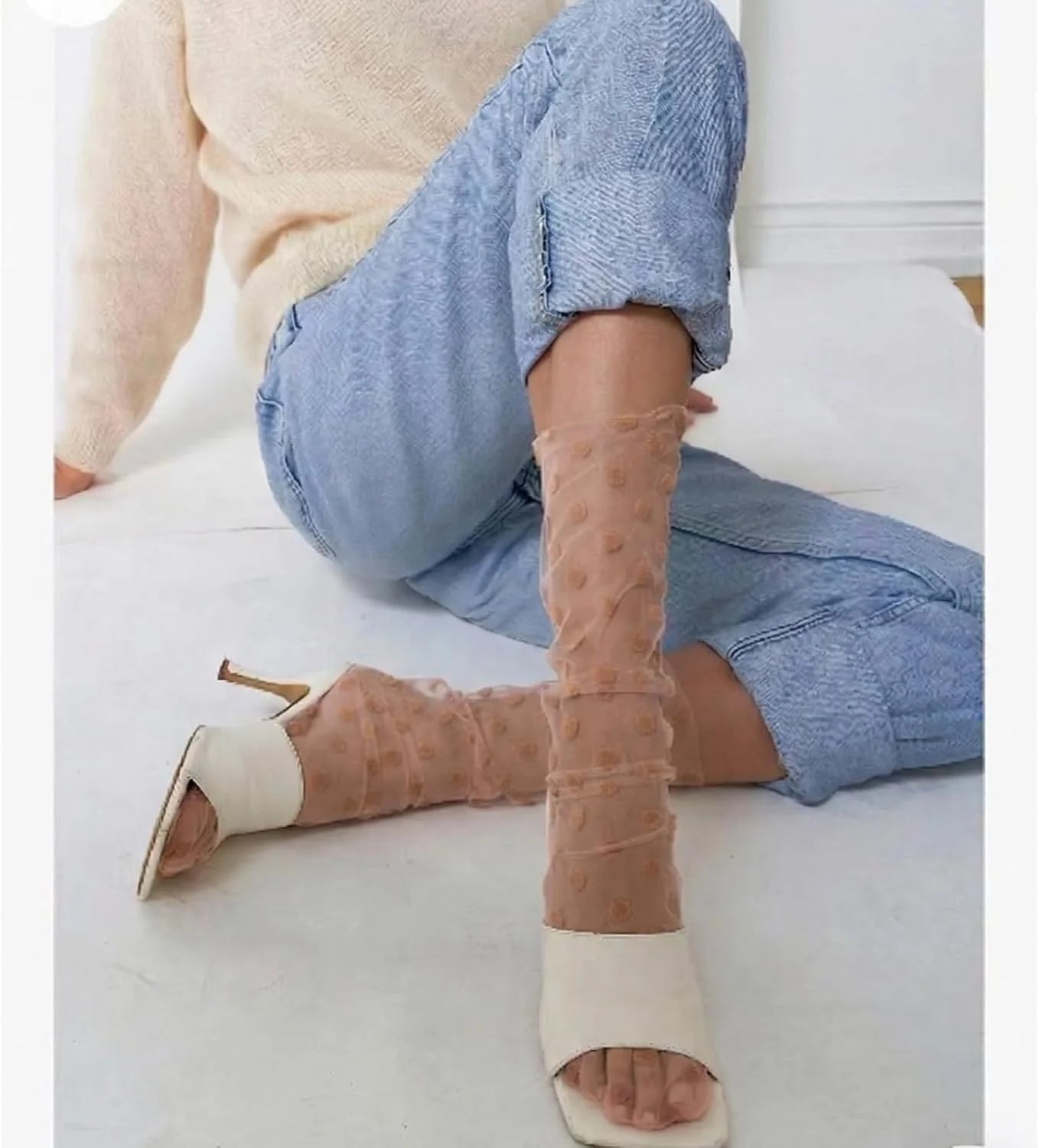 2 Pairs Women's Sheer Mesh Slouch Socks Star & Moon Embroidery See Through Tulle Crew Socks