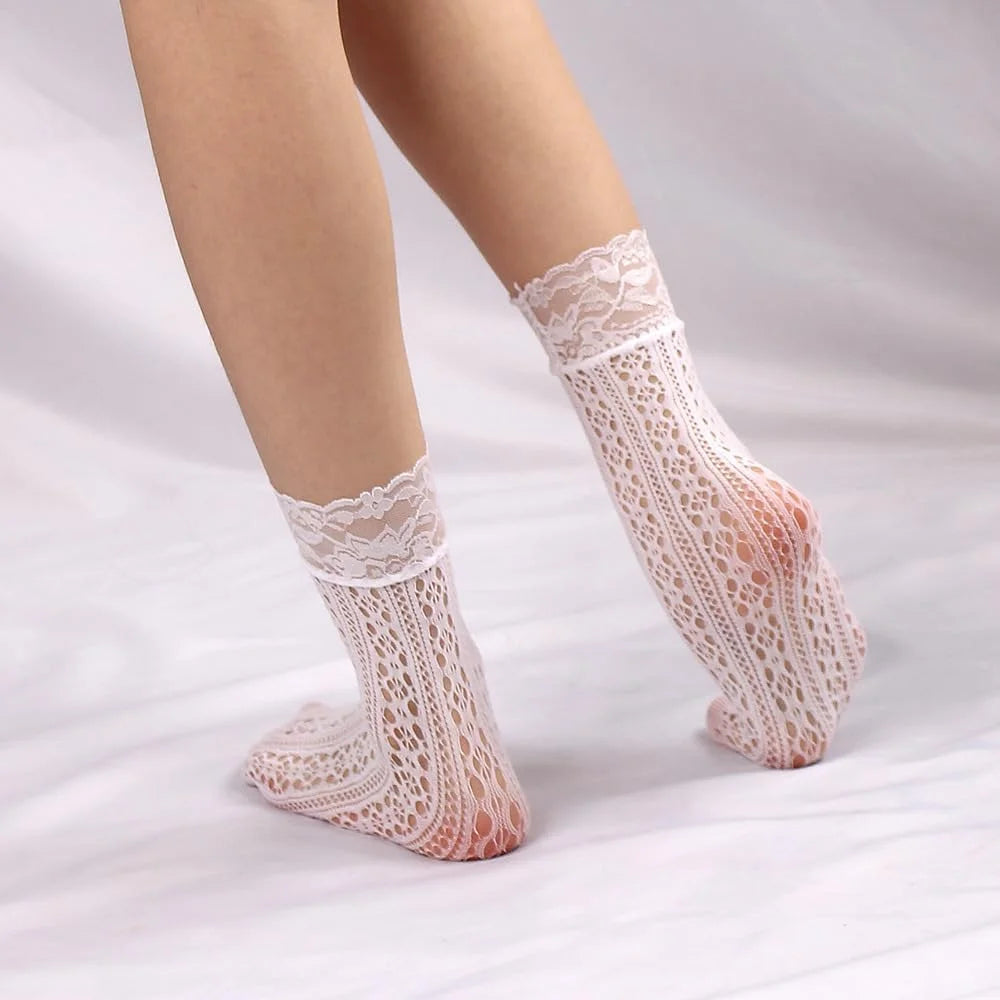 MarJunSep Lace Ankle Socks for Women Cute Elegent Sheer Mesh Fishnet Thin Nylon Crew Socks Sexy Fashion